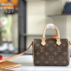 LV Speedy Bags